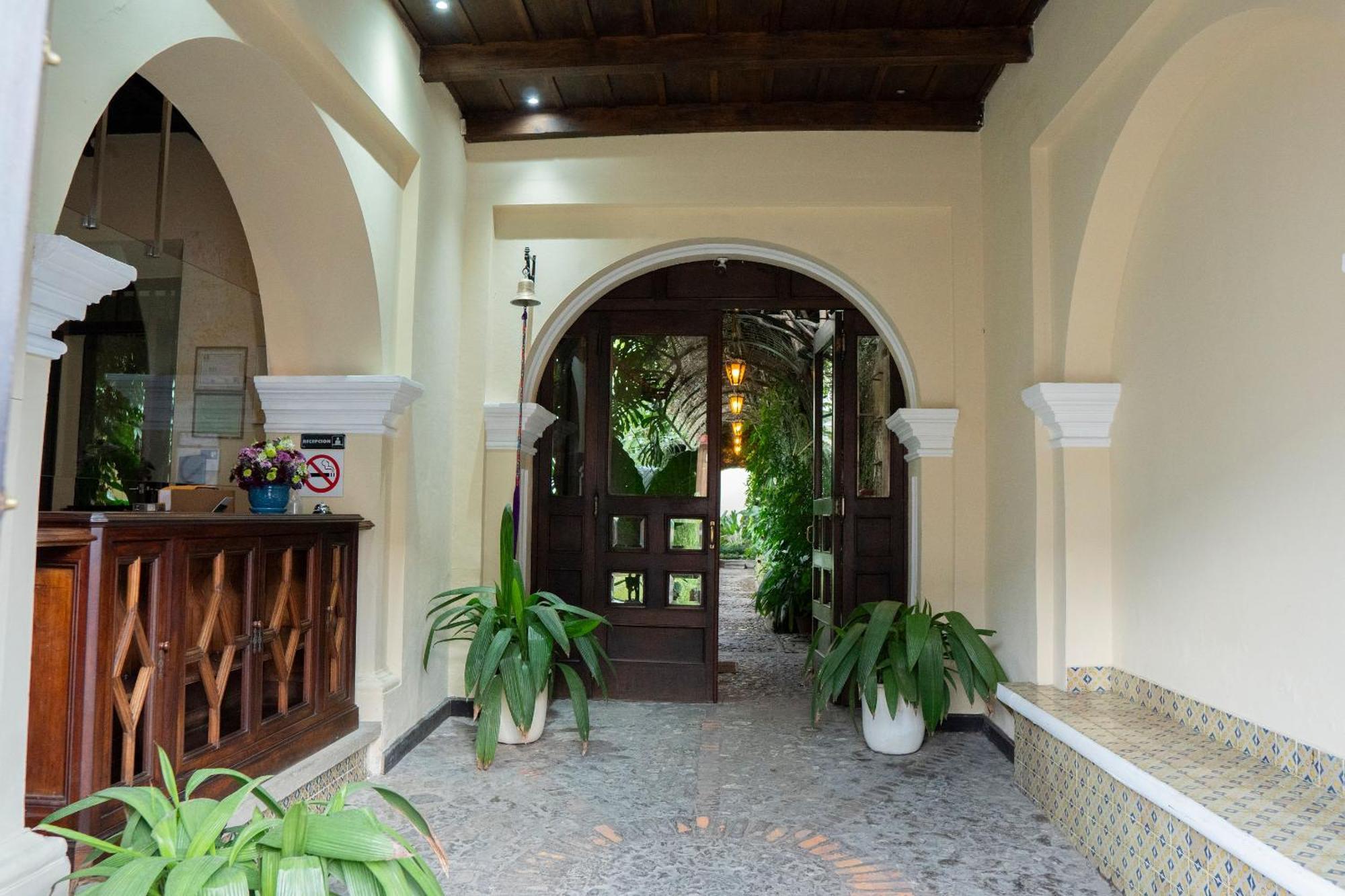 Casa Noble Hotel Антигуа-Гватемала Экстерьер фото